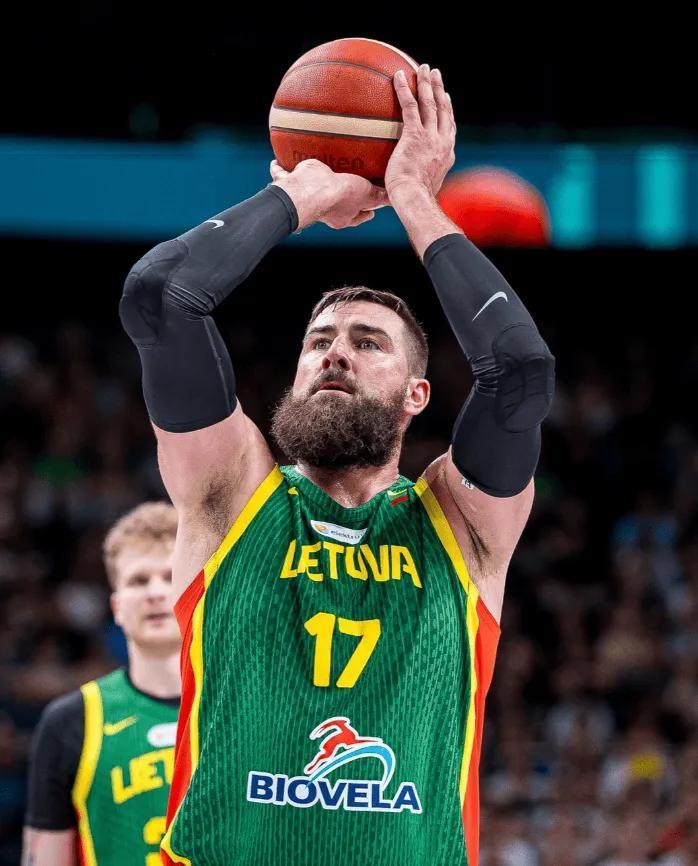 KAIYUNAPP下载包含重磅！法兰克福集结日队长鼓劲丹佛掘金集结日更衣室发声，风云突变波特兰开拓者赛后外线爆发的词条