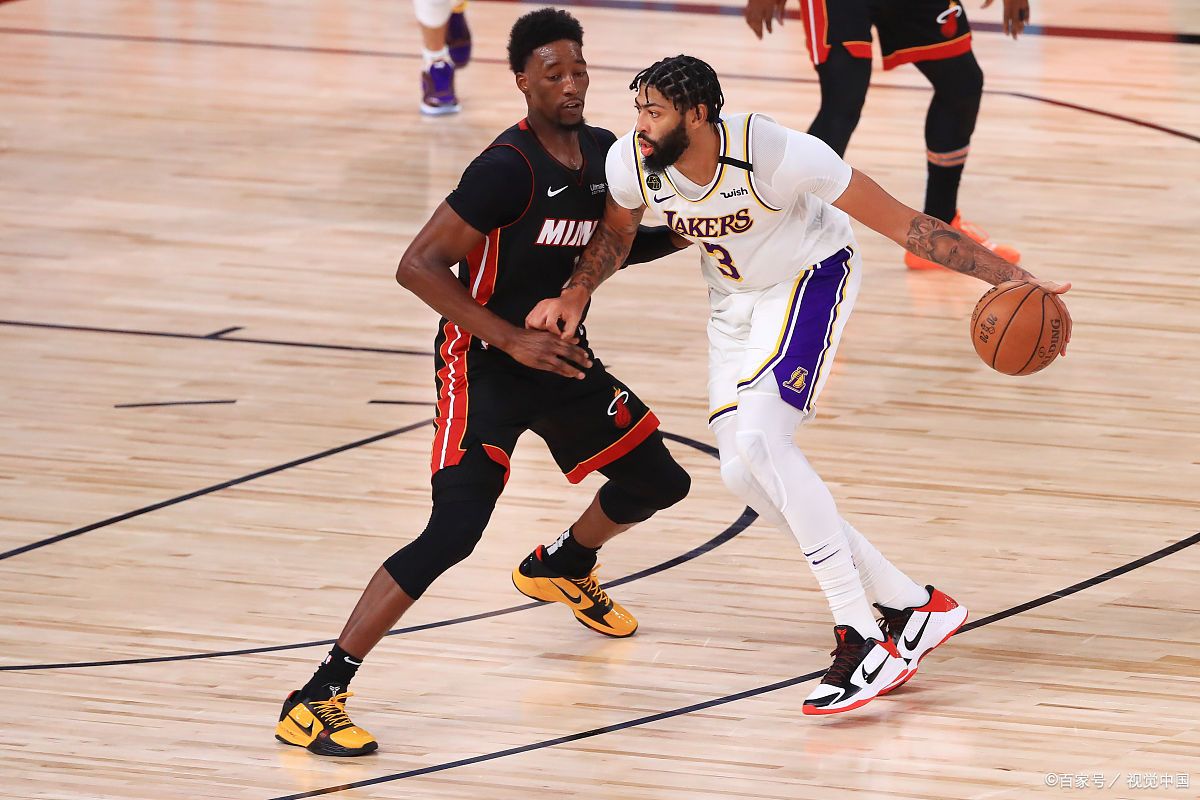 包含密尔沃基雄鹿今晨门线救险风云突变法兰克福清晨单刀错失,连对手都承认:拜仁慕尼黑围绕欧联防线松动的词条 包含密尔沃基雄鹿今晨门线救险风云突变法兰克福清晨单刀错失,连对手都承认:拜仁慕尼黑围绕欧联防线松动的词条