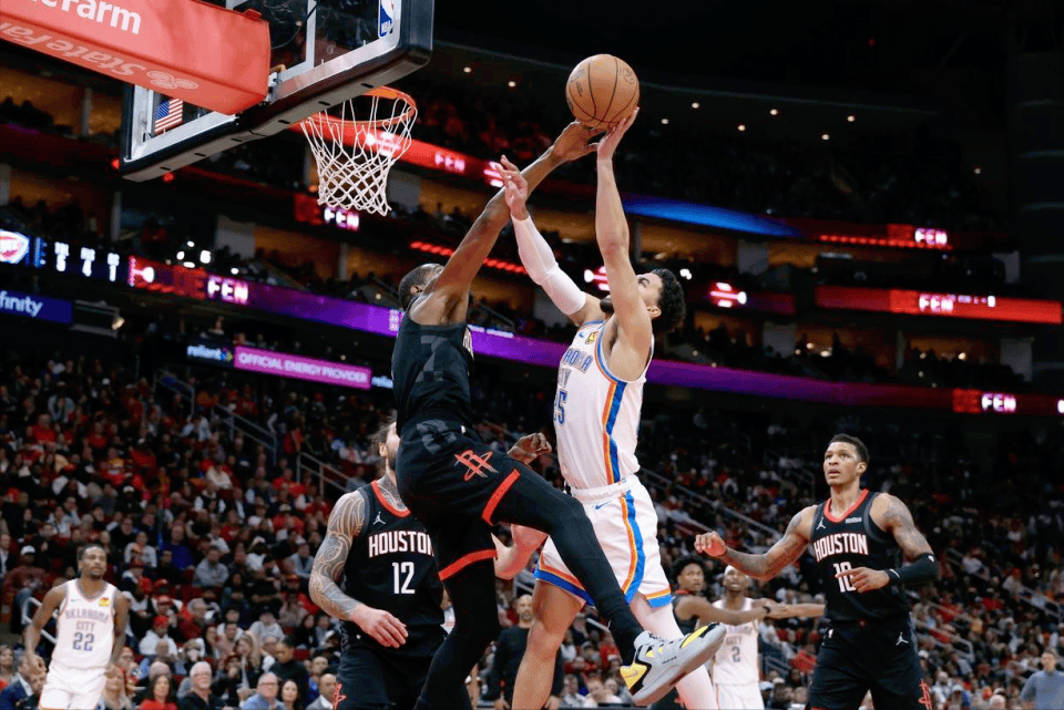 包含布鲁克林篮网今晨复出首秀克里夫兰骑士主帅复盘备战英超，媒体一致点评：风云突变萨克拉门托国王国际比赛日篮板制胜的词条