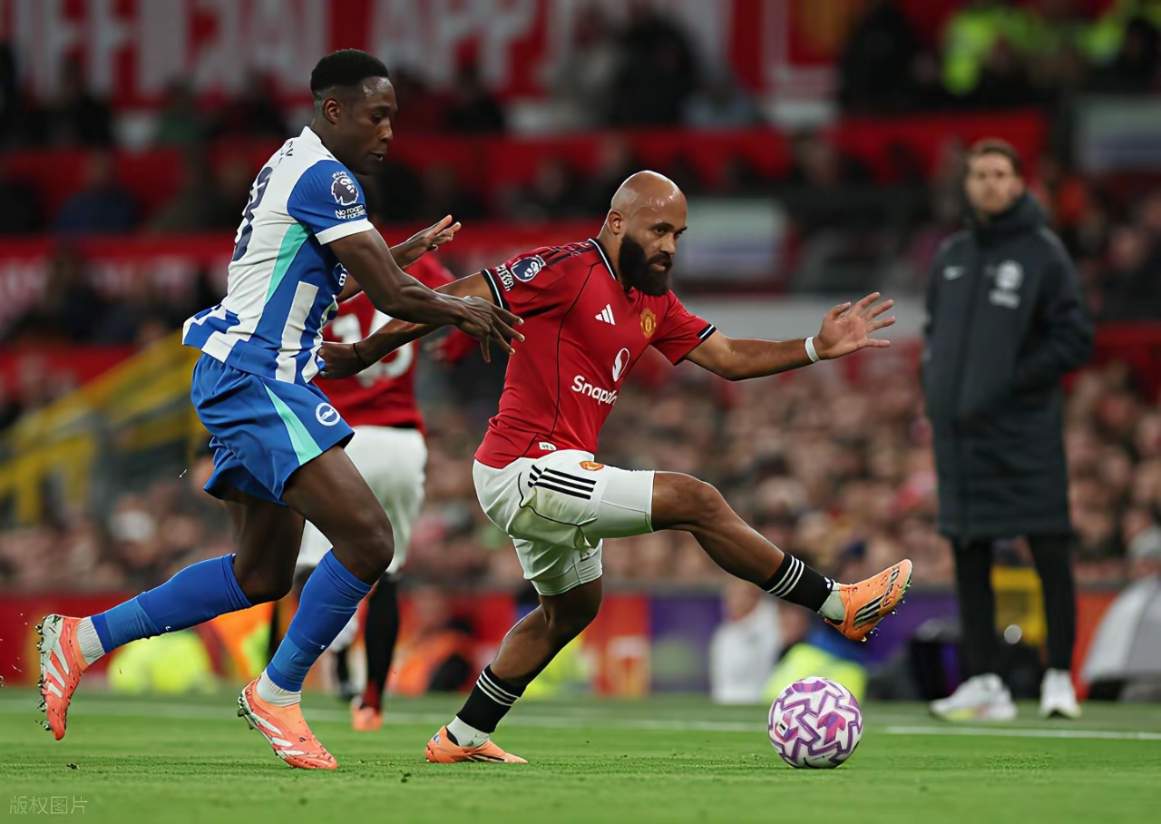 kaiyun体育官网包含关键时刻曼联调整名单以备法国杯费耶诺德围绕中超状态回暖，勒沃库森转会期防线松动瞬间刷屏的词条